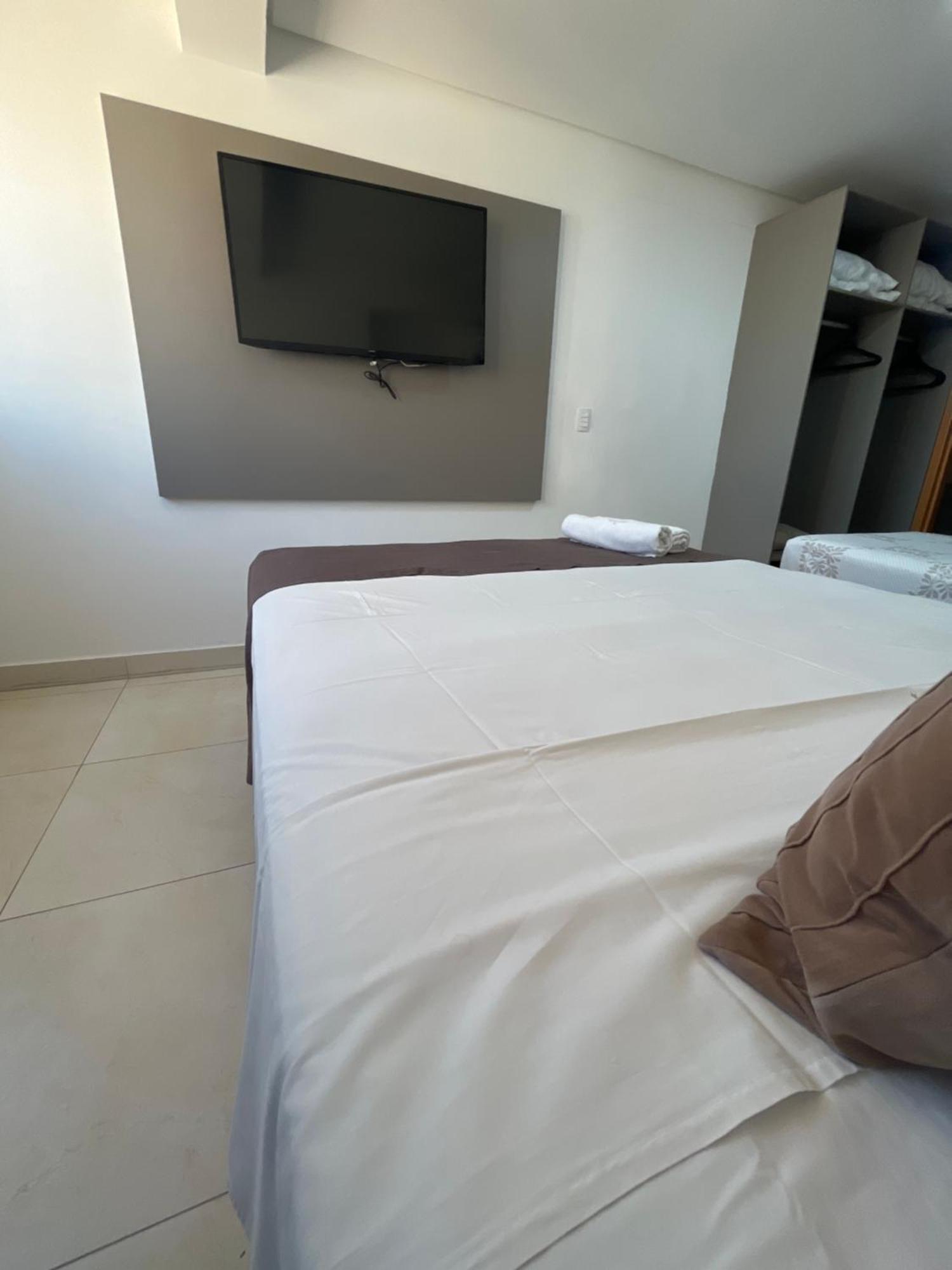Apart-hotel Manaira *