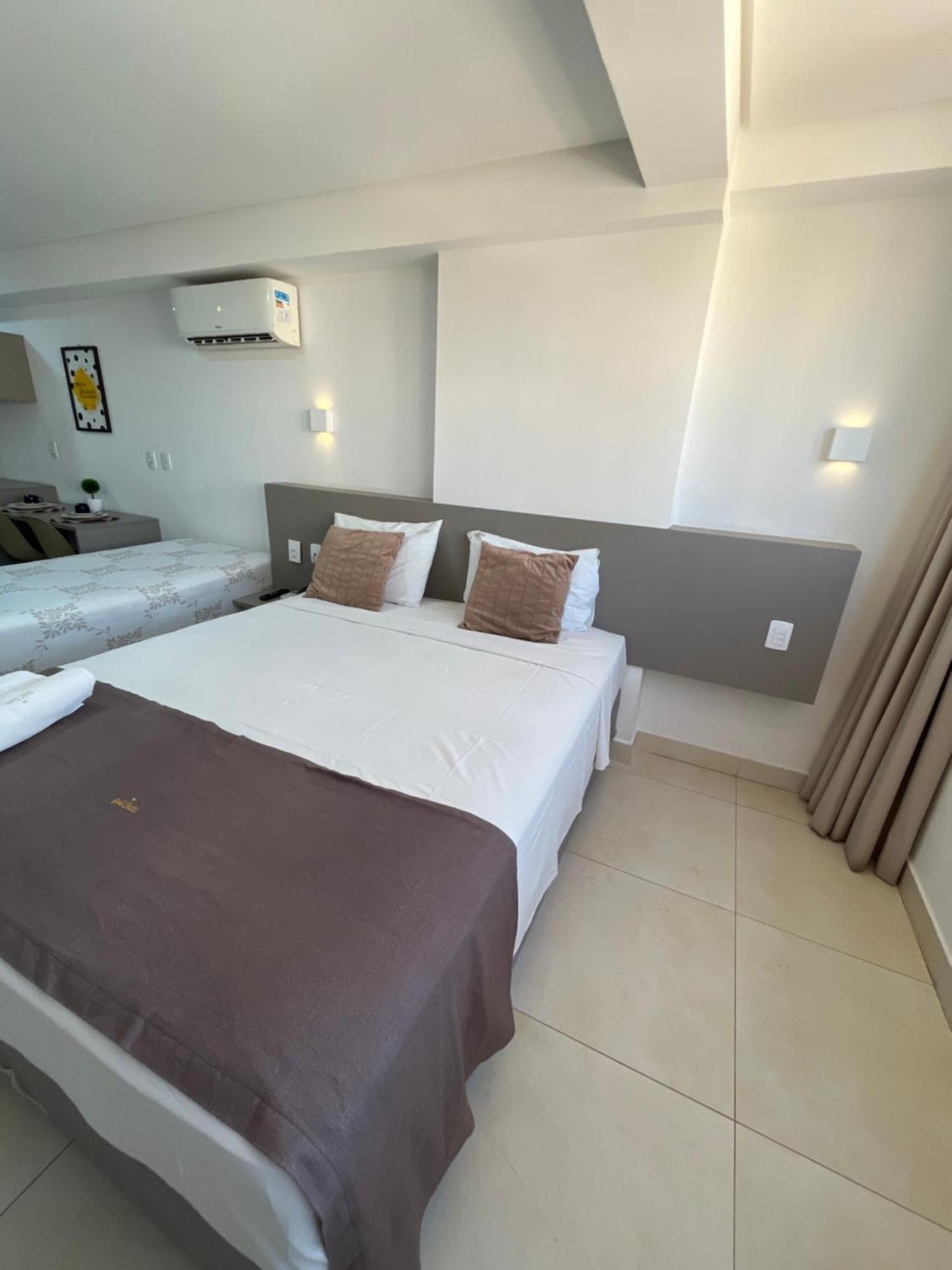 Manaira Apartahotel